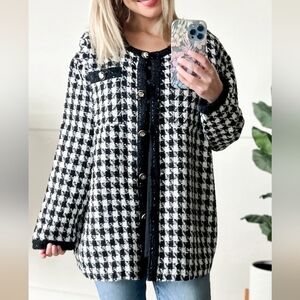 NEW WHITE BIRCH Black White Knit Oversized Jacket Fits a Size XL